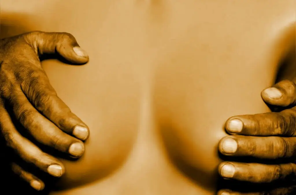 Titelbild zum Beitrag Busenmassage